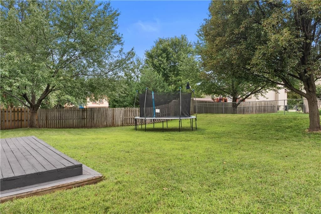 Photo 31 of 37 - 7938 NW 74th Street