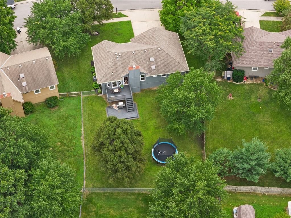 Photo 35 of 37 - 7938 NW 74th Street