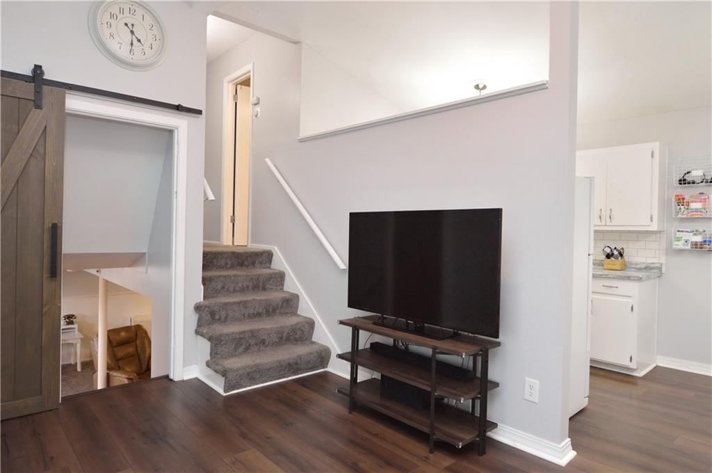 2503 NE 64TH Street — photo 5
