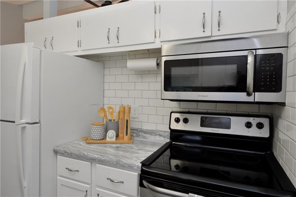2503 NE 64TH Street — photo 9