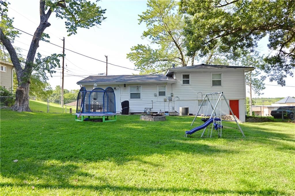 2503 NE 64TH Street — photo 28
