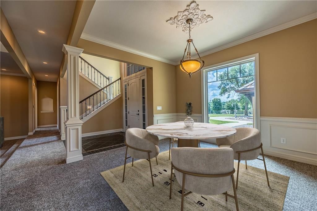 521 W Clark Street — photo 15