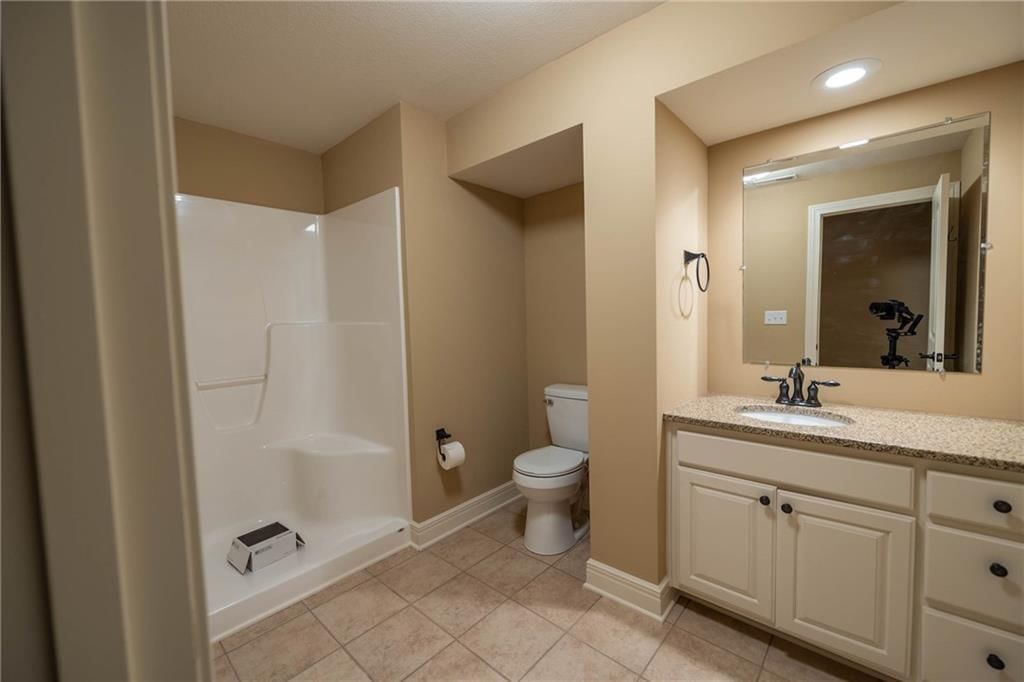 521 W Clark Street — photo 30