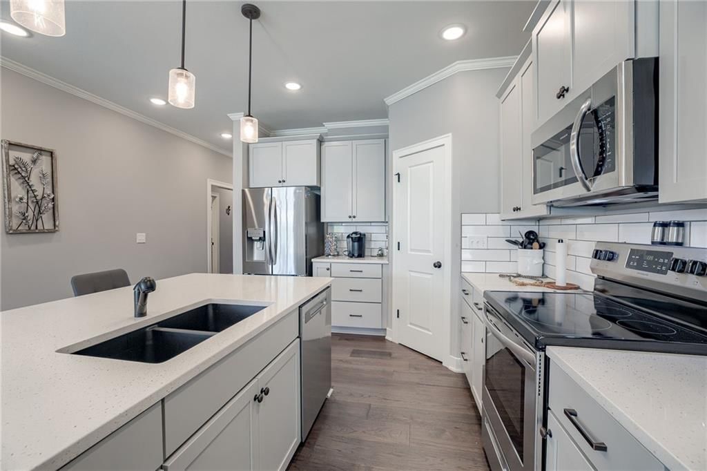 13705 NW 75th Street — photo 9