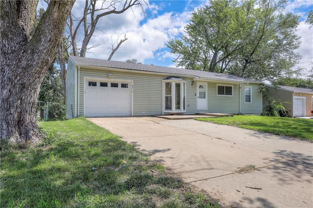 8516 Barnett Avenue — photo 2