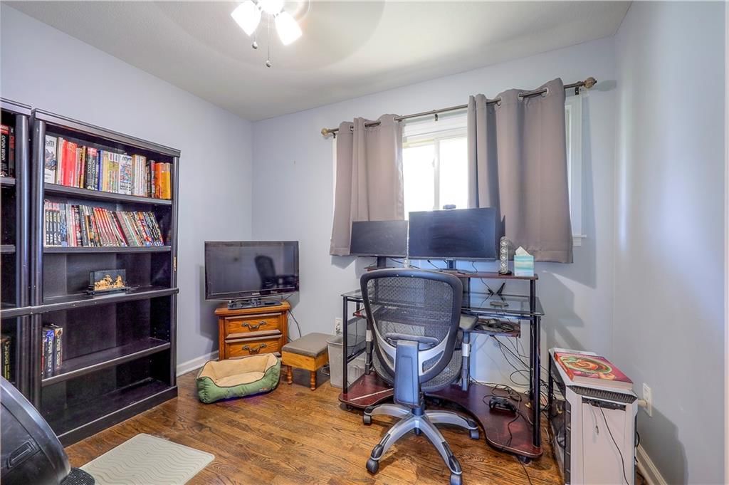 8516 Barnett Avenue — photo 10
