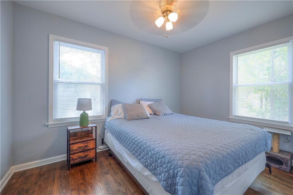 8516 Barnett Avenue — photo 13