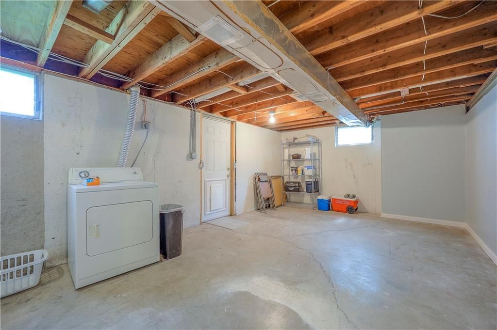 8516 Barnett Avenue — photo 15