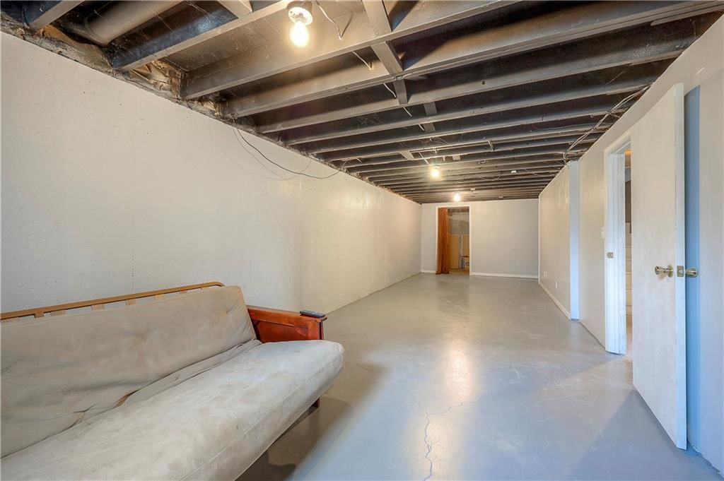 8516 Barnett Avenue — photo 17