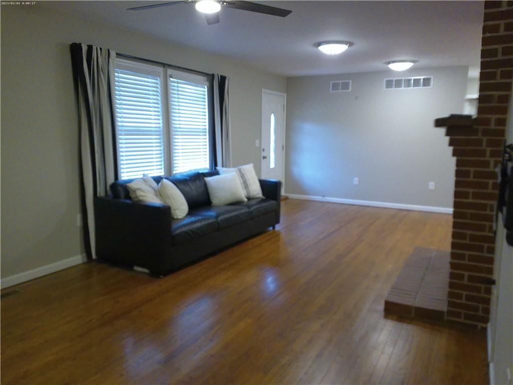 1034 E Peoria Street — photo 7