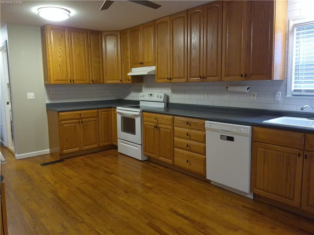 1034 E Peoria Street — photo 10