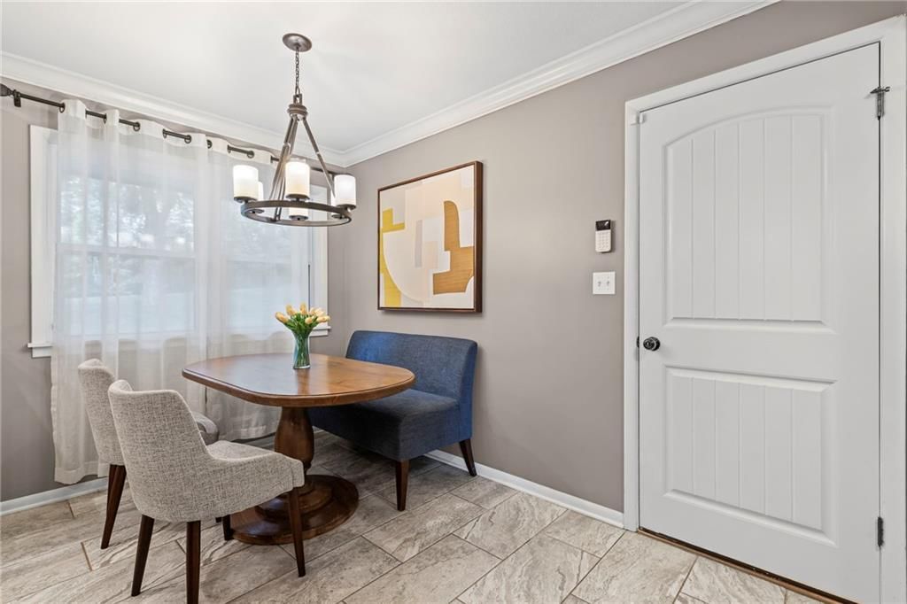 9832 Overbrook Court — photo 8