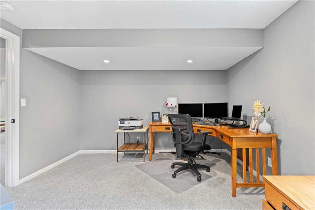 9832 Overbrook Court — photo 20
