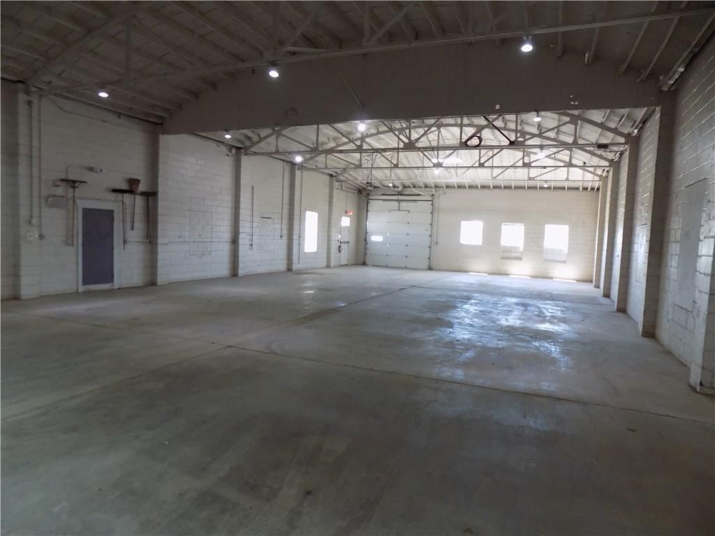 1544 S Main Street — photo 9