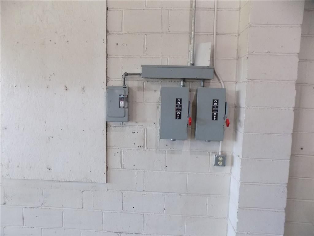 1544 S Main Street — photo 12