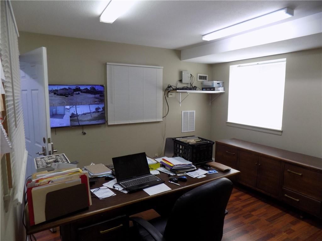 1544 S Main Street — photo 24