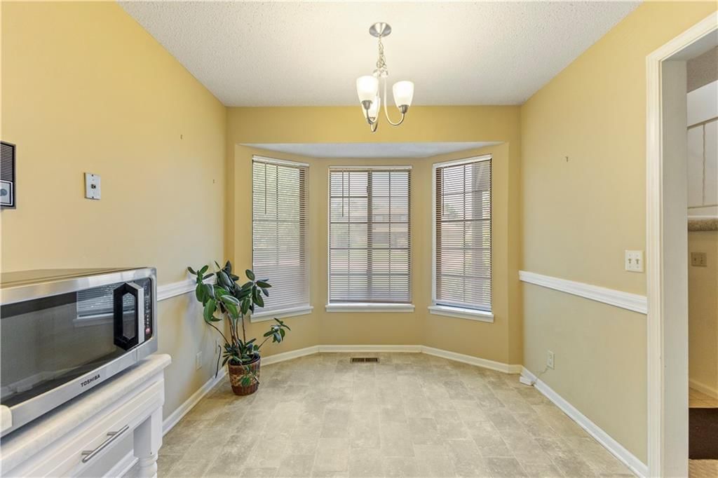 4206 Country Lane — photo 8