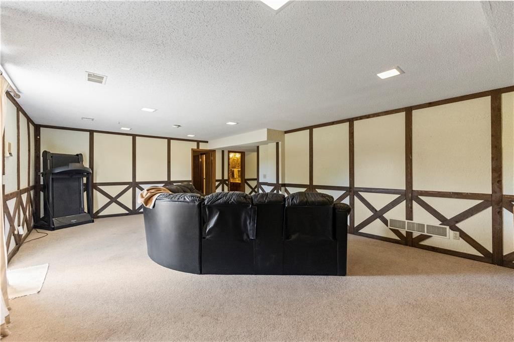 4206 Country Lane — photo 35