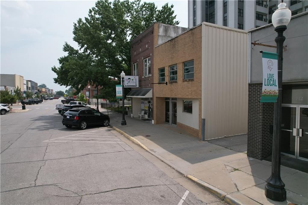 Photo 2 of 97 - 710 Commercial Street