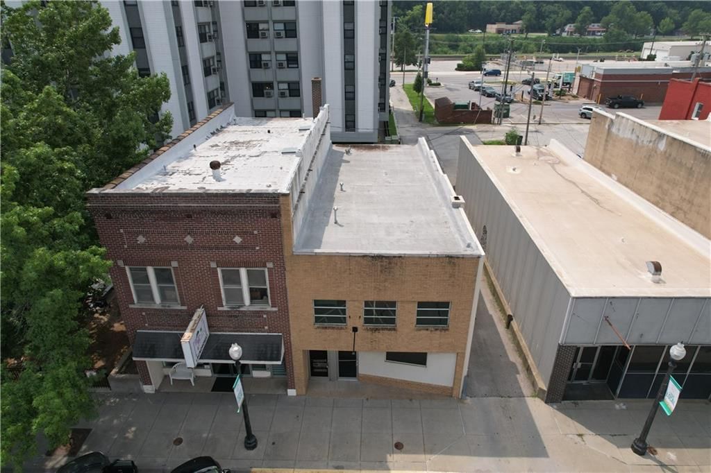 Photo 4 of 97 - 710 Commercial Street
