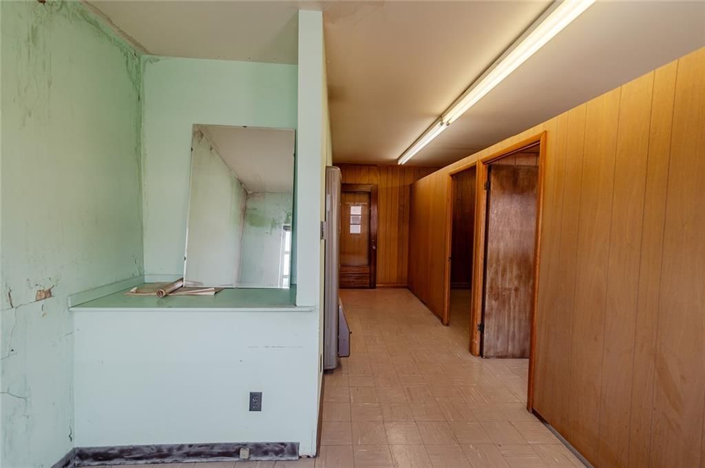 Photo 40 of 97 - 710 Commercial Street