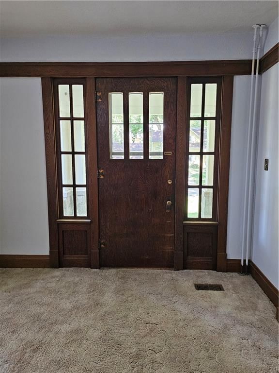 207 S Ives Street — photo 15