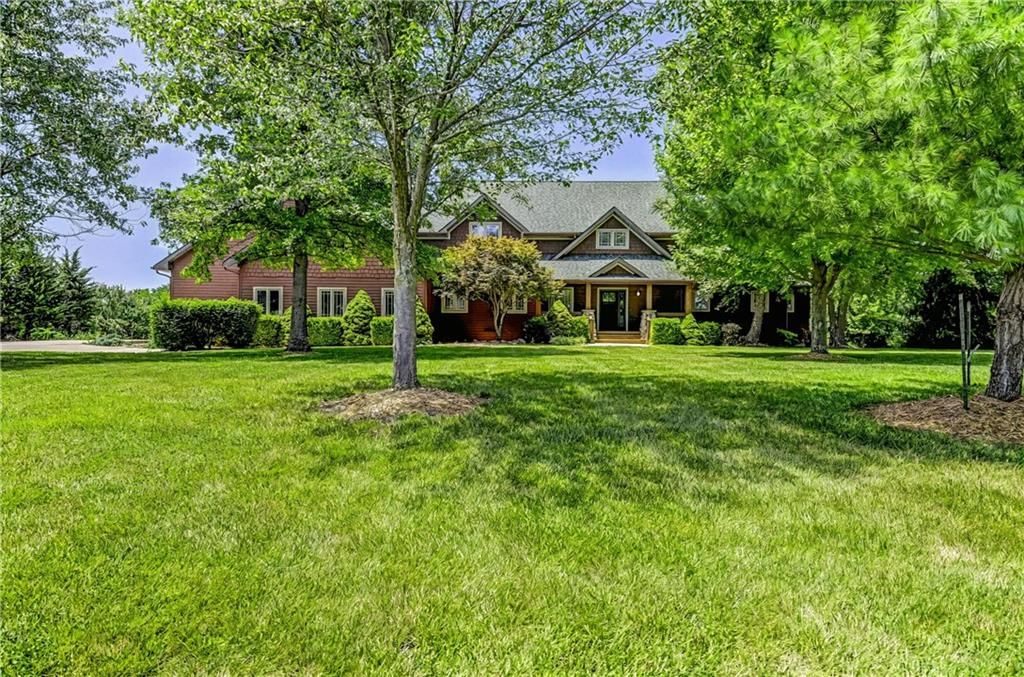 Photo 1 of 77 - 12122 Ridgeview Road