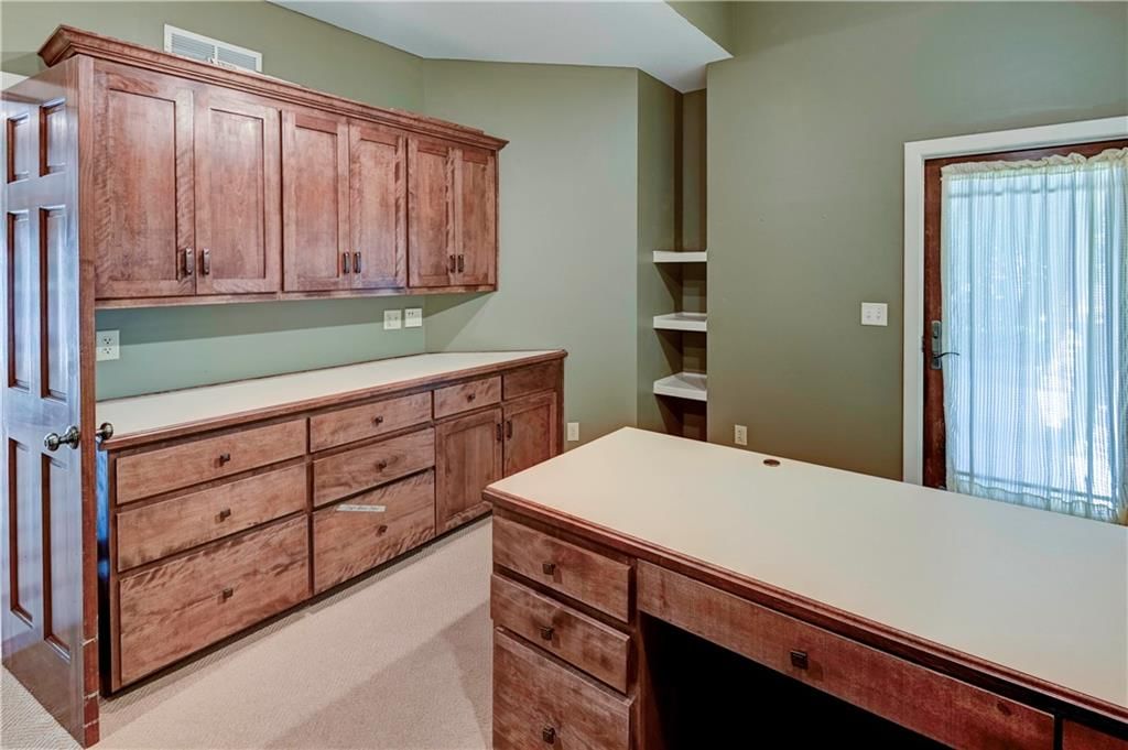 Photo 16 of 77 - 12122 Ridgeview Road