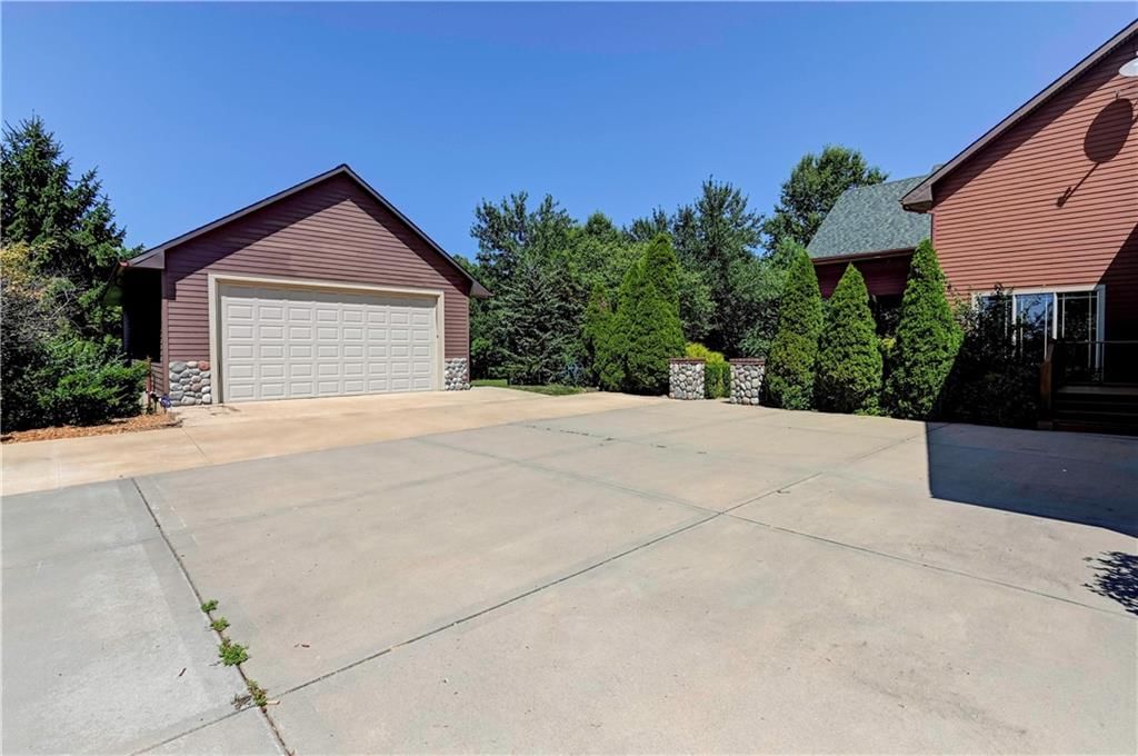 Photo 52 of 77 - 12122 Ridgeview Road