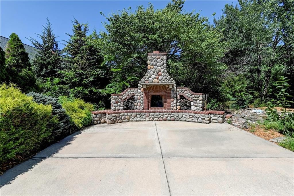 Photo 64 of 77 - 12122 Ridgeview Road