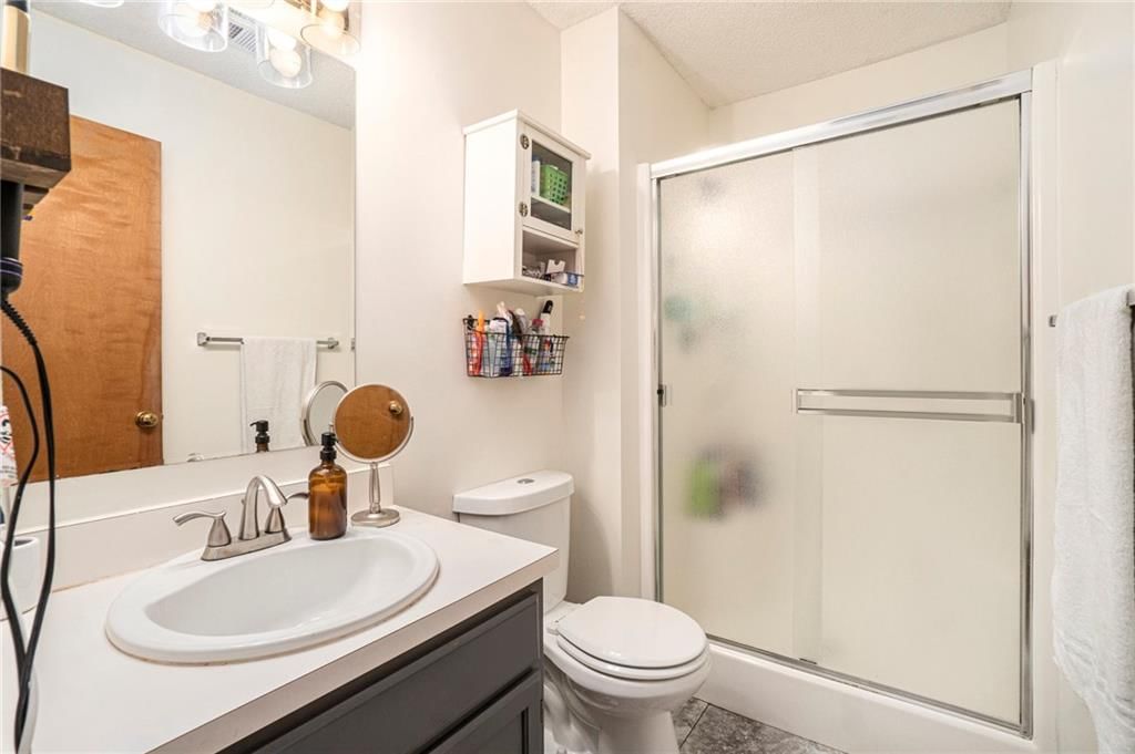 219 E Mcdonald Street — photo 17