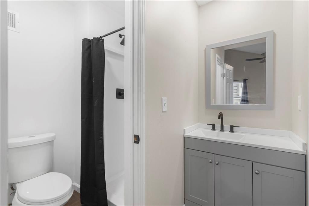Photo 16 of 28 - 8636 W 108TH Place