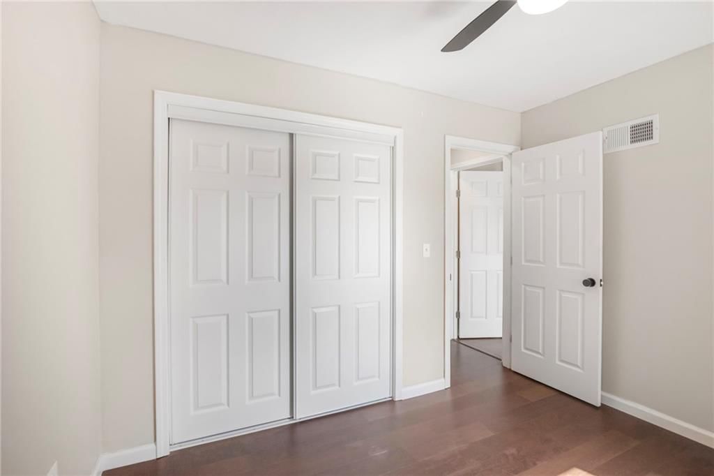 Photo 21 of 28 - 8636 W 108TH Place