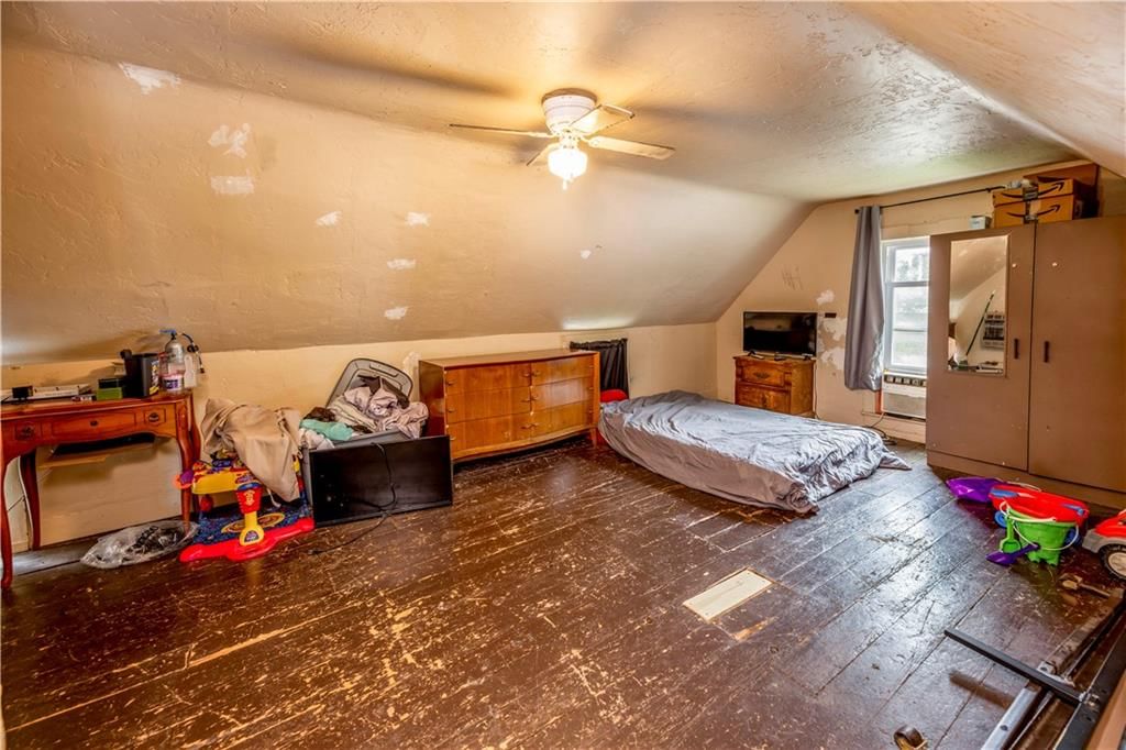 600 E Main Street — photo 28