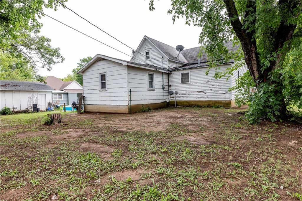 600 E Main Street — photo 36