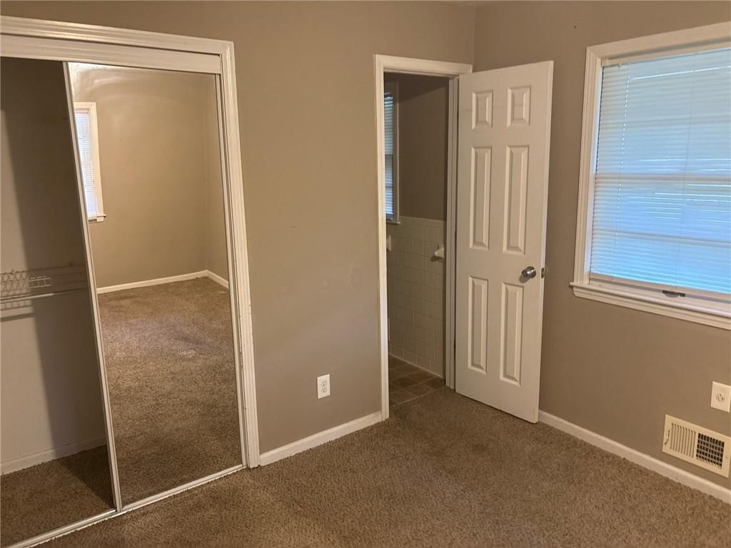 5933 Sterling Avenue — photo 8