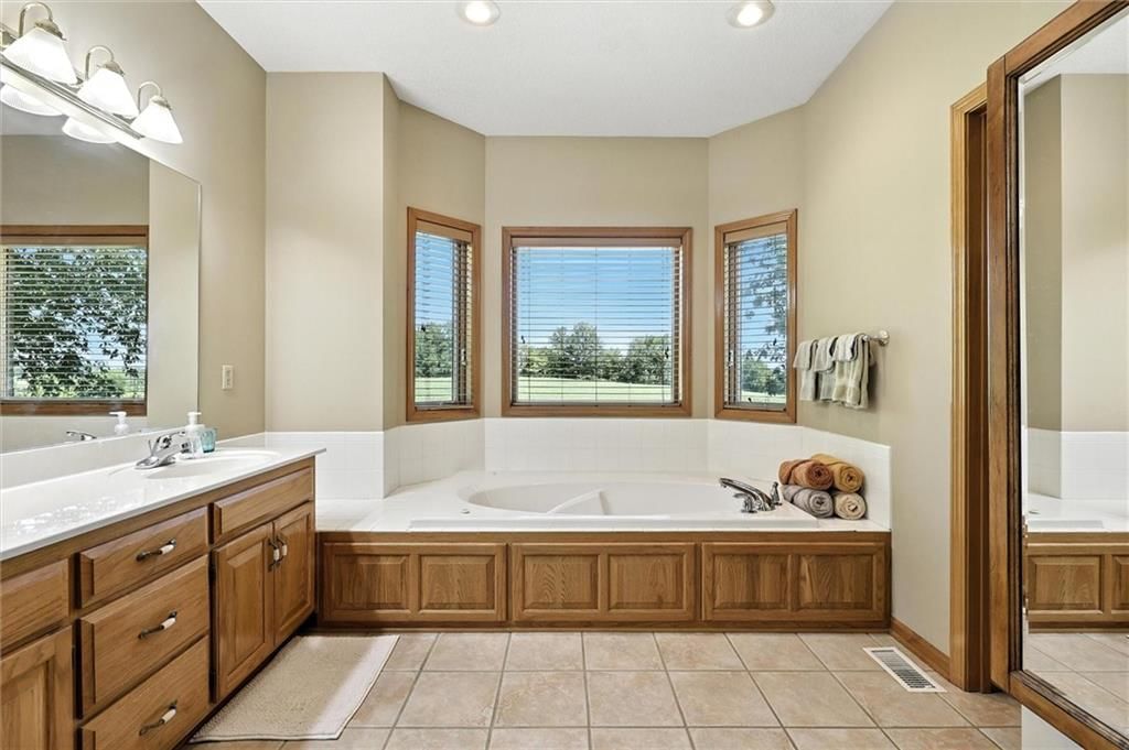 7580 SE King Road — photo 34