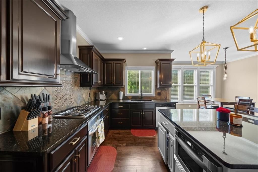 216 SW Ansel Adams Drive — photo 12