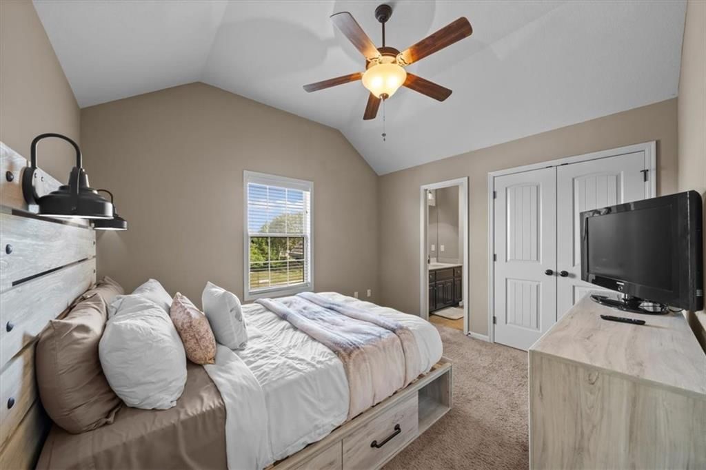 216 SW Ansel Adams Drive — photo 24