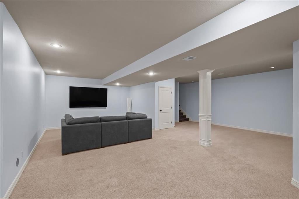 216 SW Ansel Adams Drive — photo 26