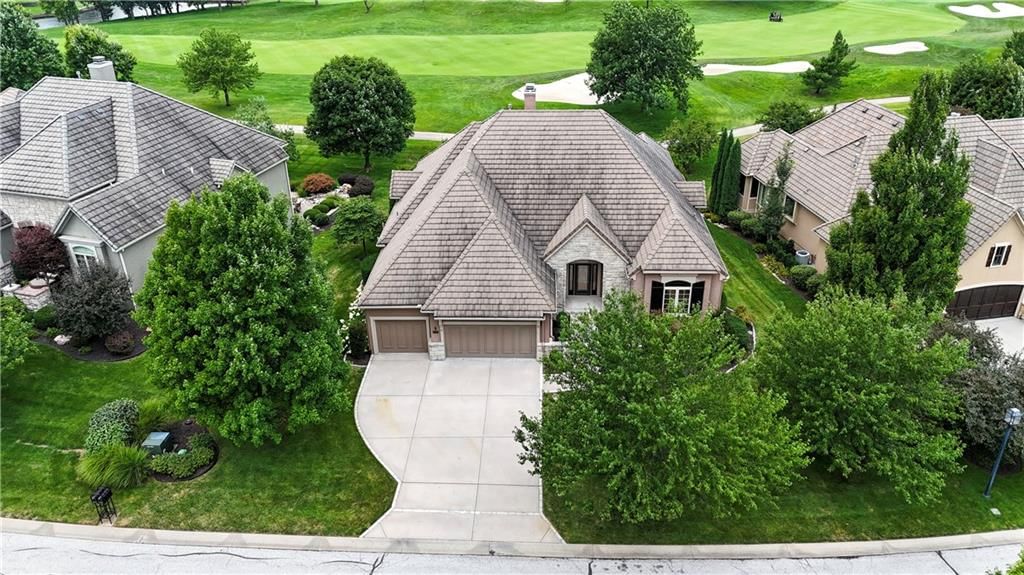 Photo 38 of 43 - 16720 S Country Club Drive