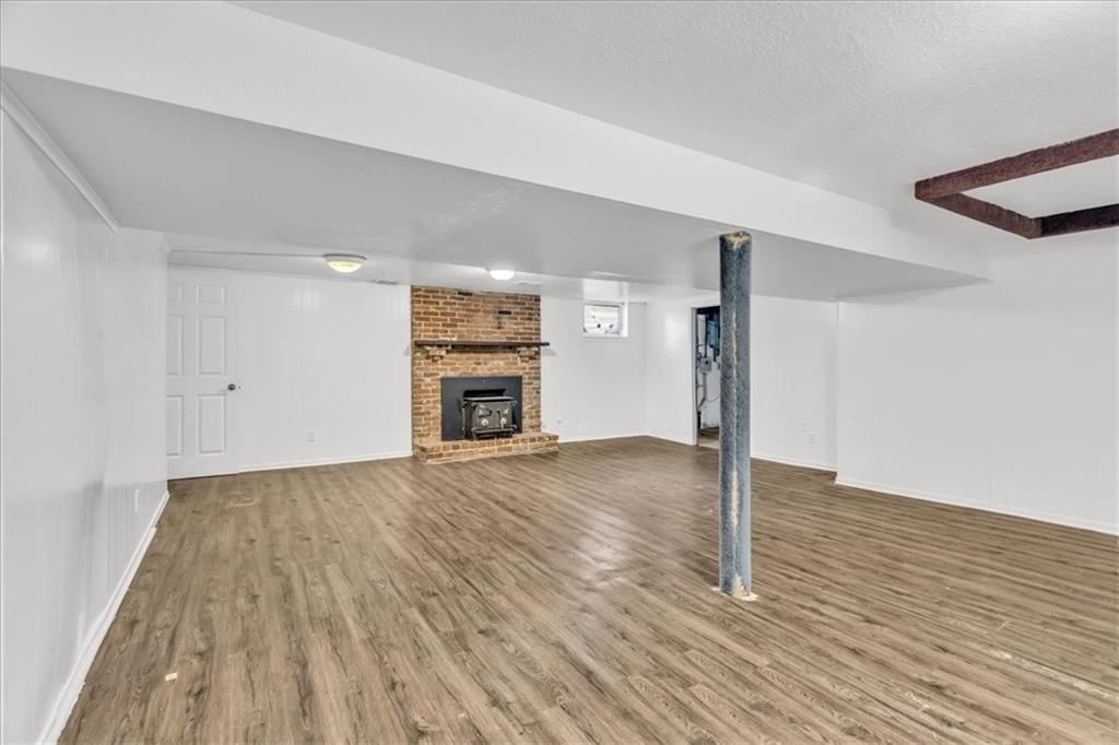 Photo 18 of 26 - 15305 E 44th Street