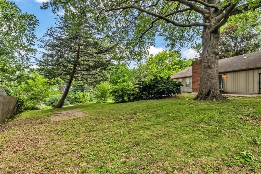 Photo 22 of 26 - 15305 E 44th Street