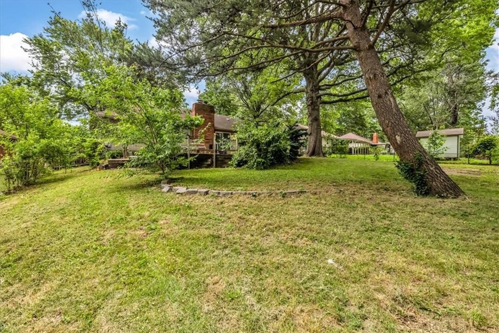 Photo 23 of 26 - 15305 E 44th Street