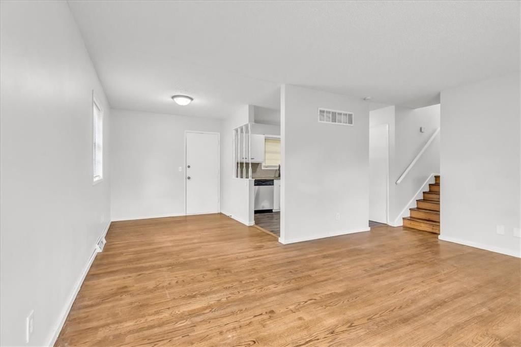 7920 NE San Rafael Drive — photo 5