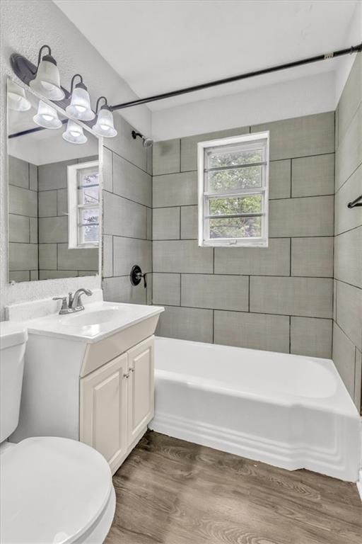 7920 NE San Rafael Drive — photo 12