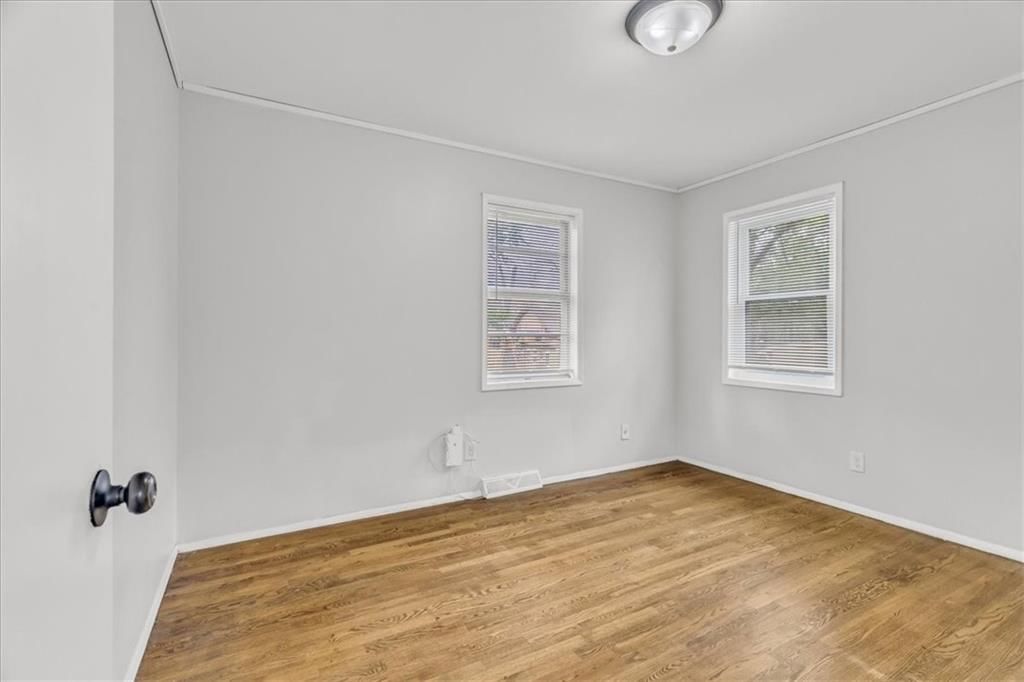 7920 NE San Rafael Drive — photo 17
