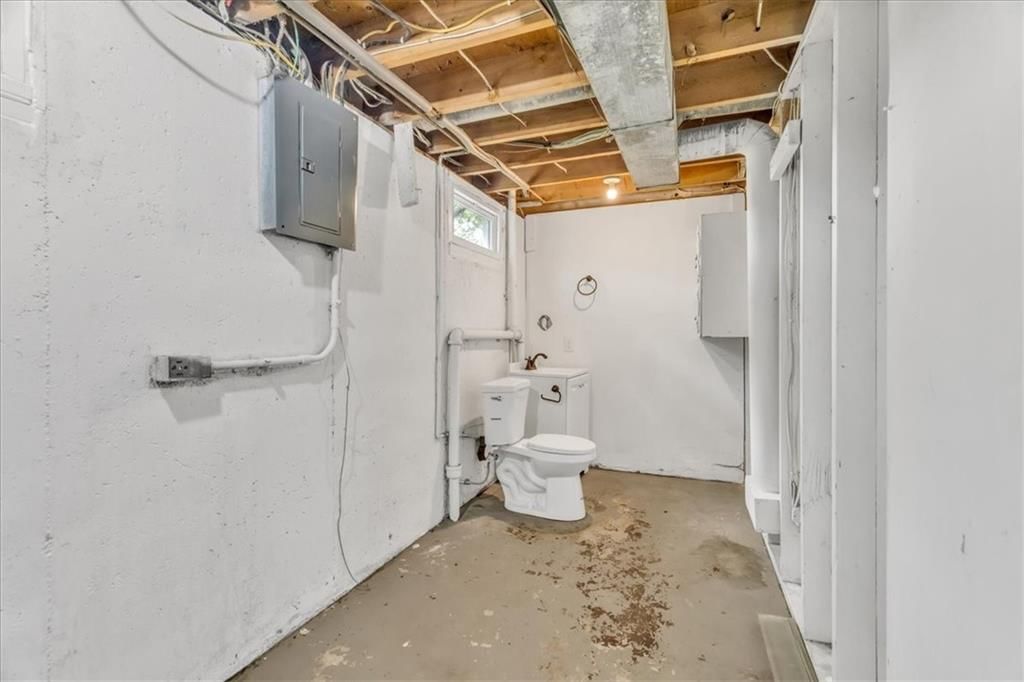 7920 NE San Rafael Drive — photo 21