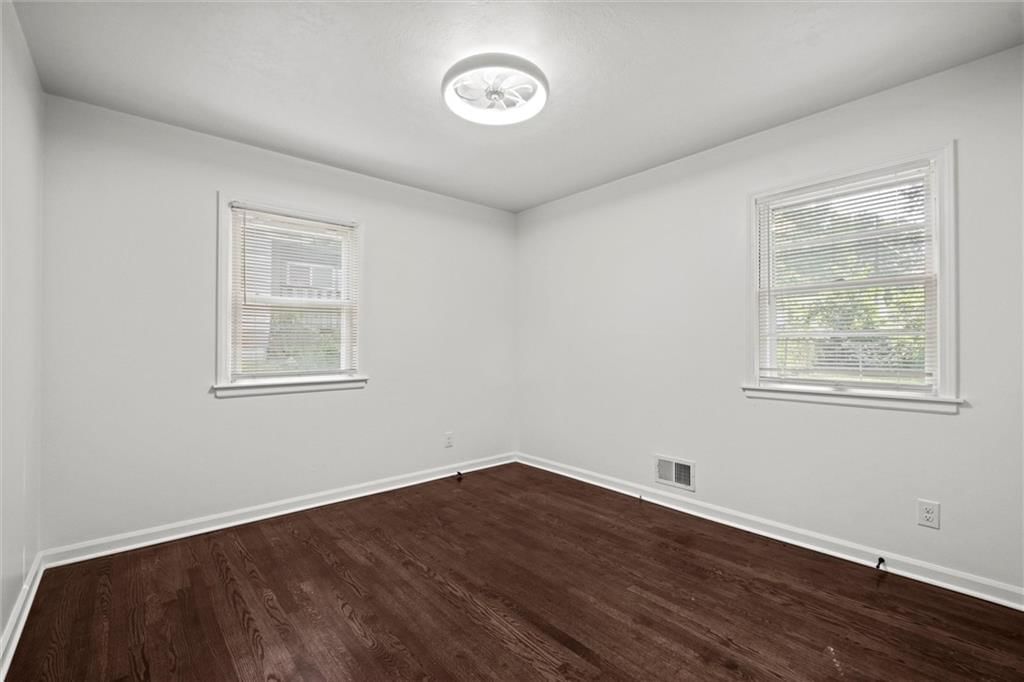 5804 Manning Avenue — photo 24
