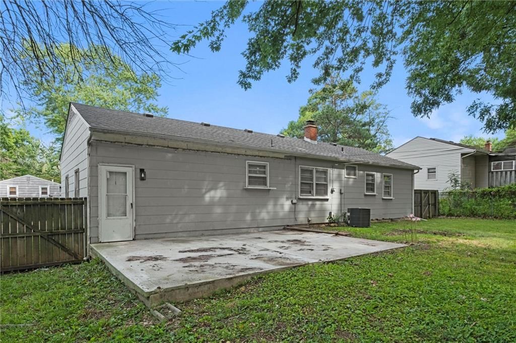 5804 Manning Avenue — photo 30